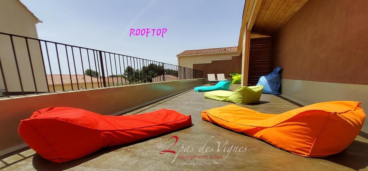A 2 Pas Des Vignes, Hebergements Et Spa, Maison Numero 6, A Chateauneuf Du Pape Exteriör bild